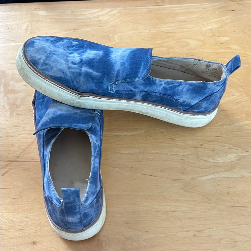 Blue Tie-Dye Slip-On Sneakers